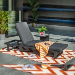 Hartman Cosmopolitan Garden Lounger -Garden Gold Store cosmo lounger web5